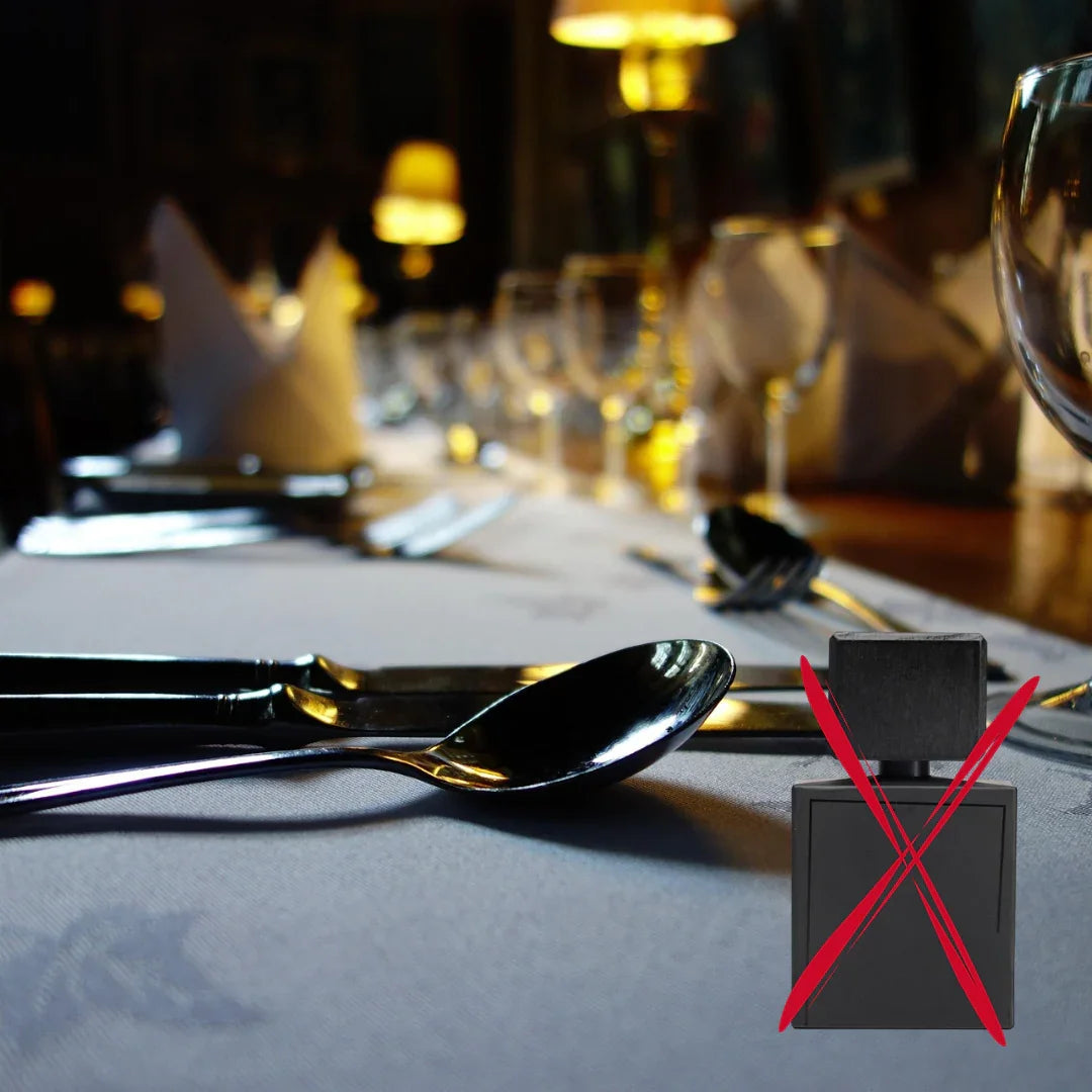 Im Restauran kann Parfum zu viel Parfum sein