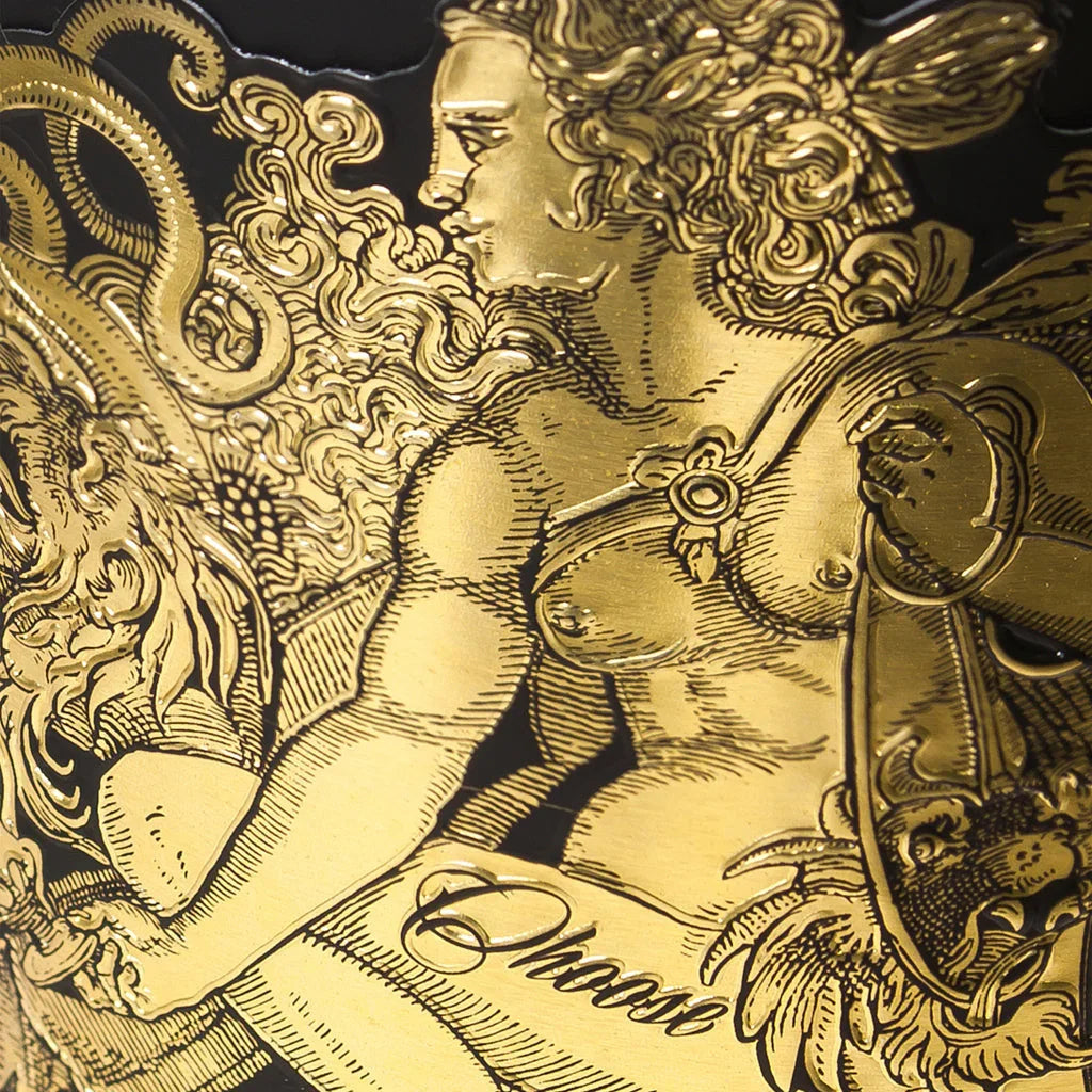 Ornamentale Verzierungen zieren die edlen Produkte von Coreterno.