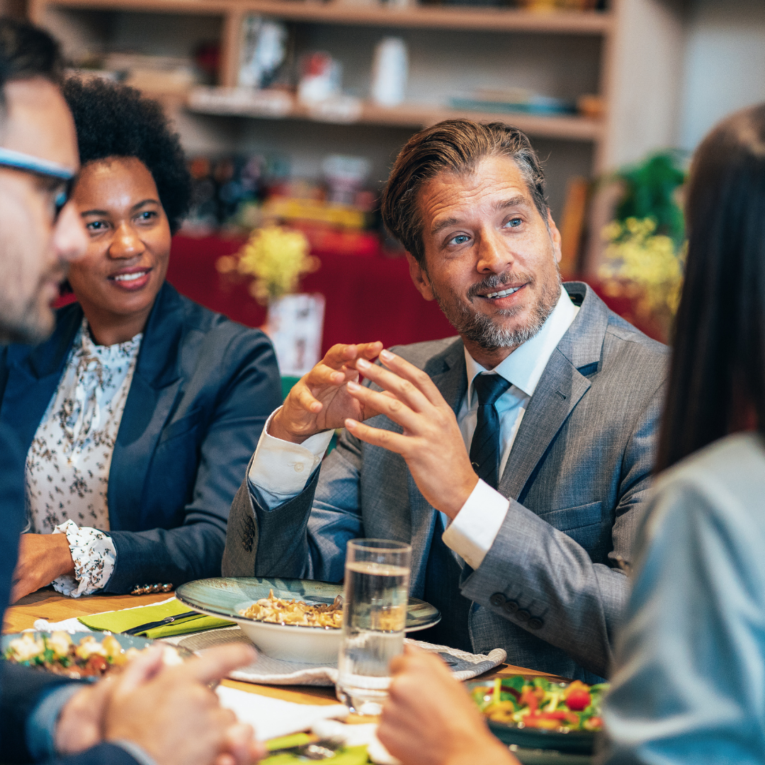 Business Dinner with scent amor