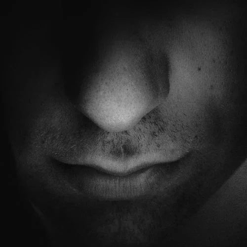 Gesicht mit Detail Nase von Mann