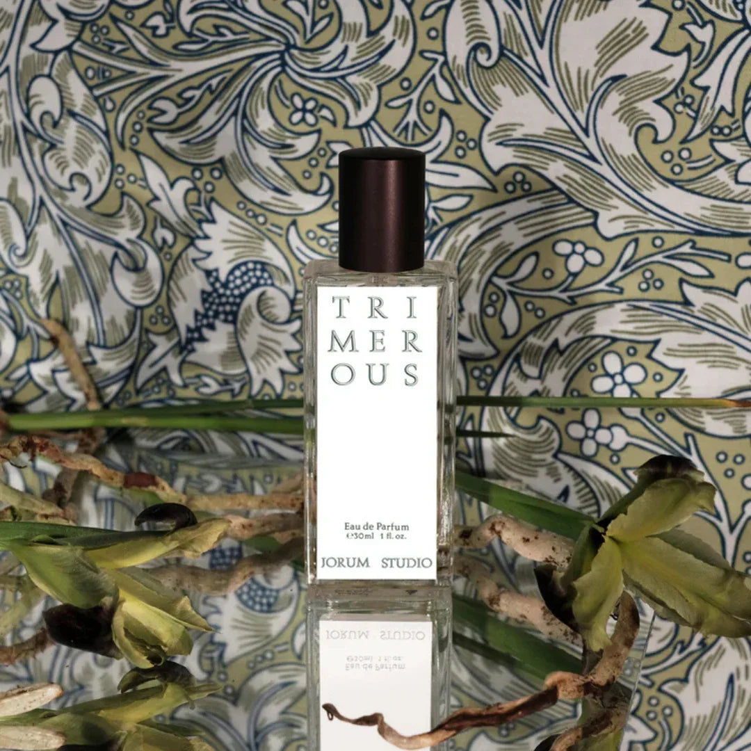 Jorum Studio TRIMEROUS Eau de Parfum Flakon Mood Stoff Muster
