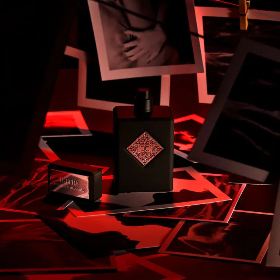 Initio Parfums Privés The Absolutes ABSOLUTE APHRODISIAQUE Eau de Parfum Flakon Mood Fotos