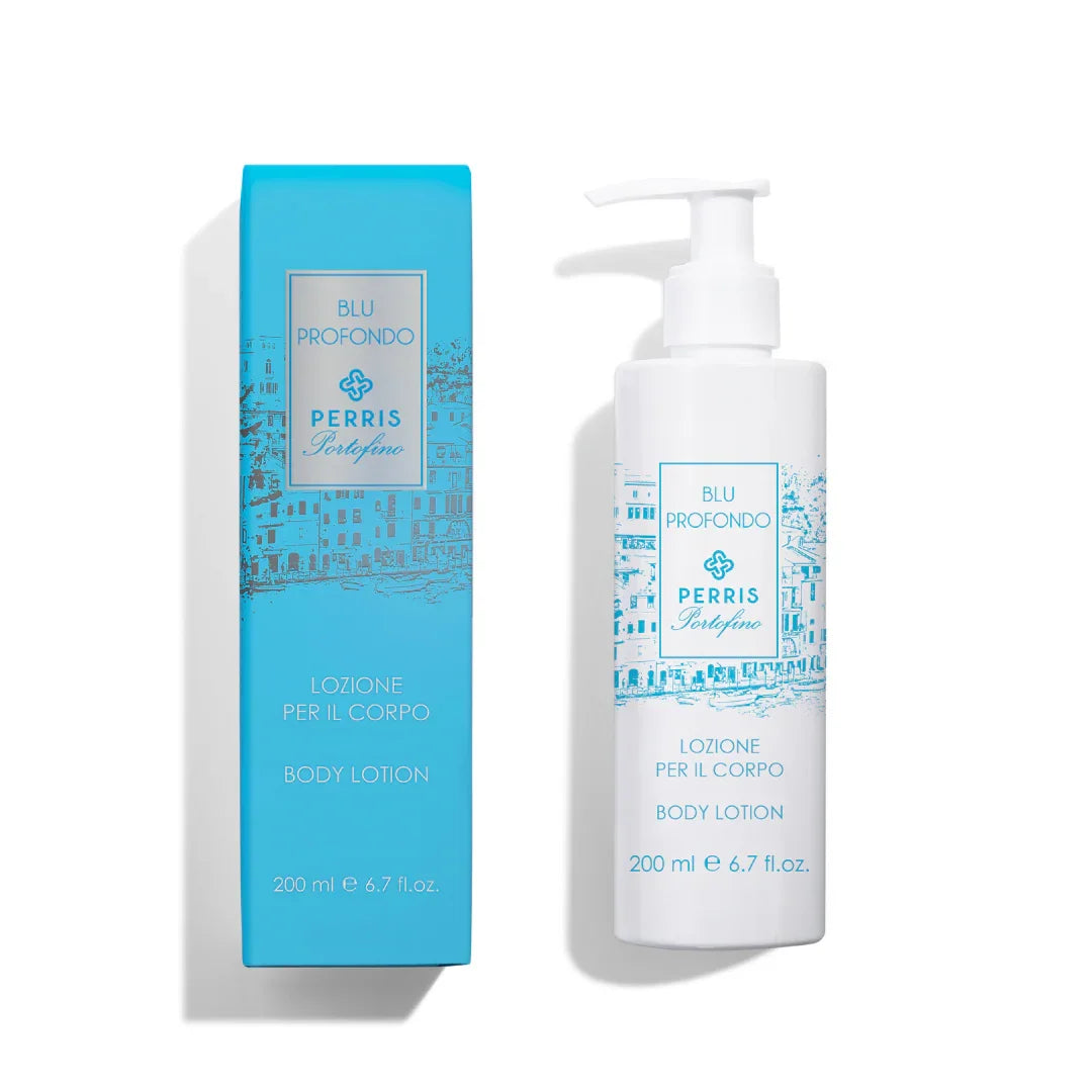 Perris Portofino - Blu Profondo - Body Lotion von Perris Monte Carlo. Weiße Lotionflasche mit Pumpverschluss und blauer Verpackung.