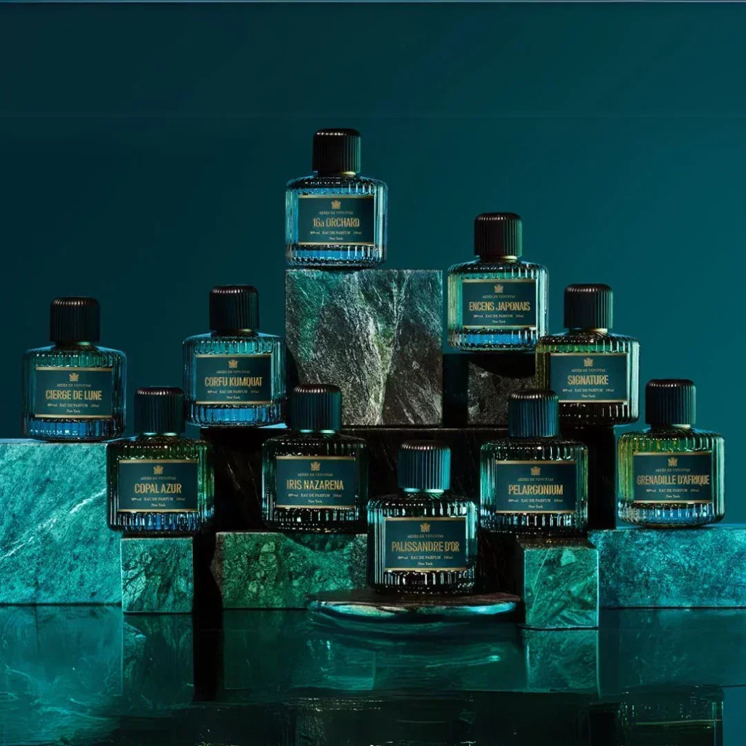 Aedes de Venustas Eau de Parfum Flakon Gruppenbild bei scent amor deinem Fachmann für Nischenparfums