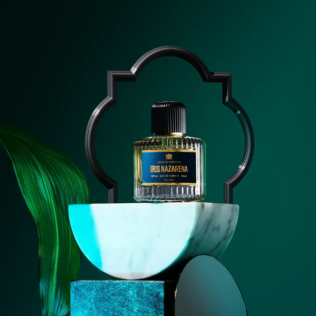 Aedes de Venustas IRIS NAZARENA Eau de Parfum Mood Flakon Marmor Palmblatt