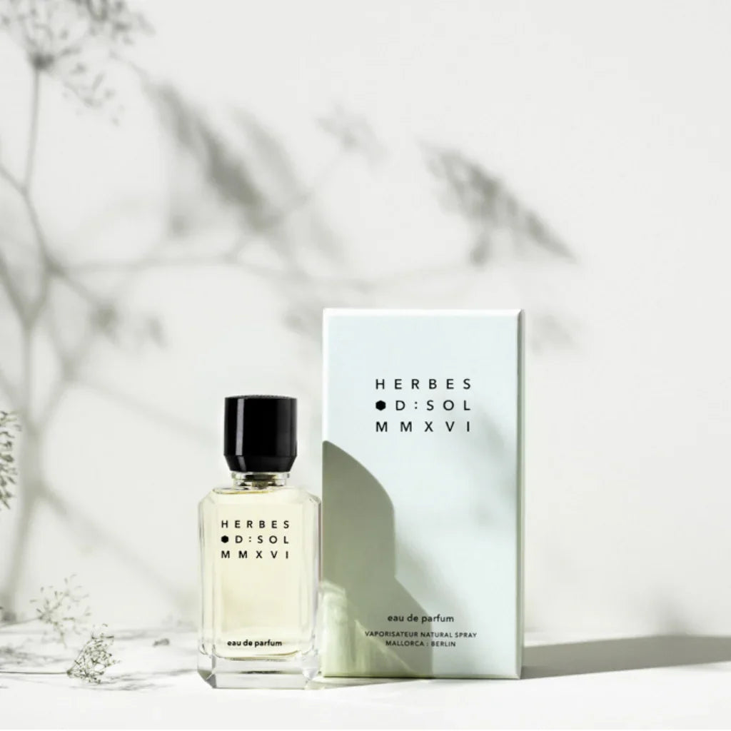 HERBES von D:SOL MMXVI mit Box – zitrisch-grüner Extrait de Parfum mit 45 Ingredienzien, jetzt bei scent amor bestellen