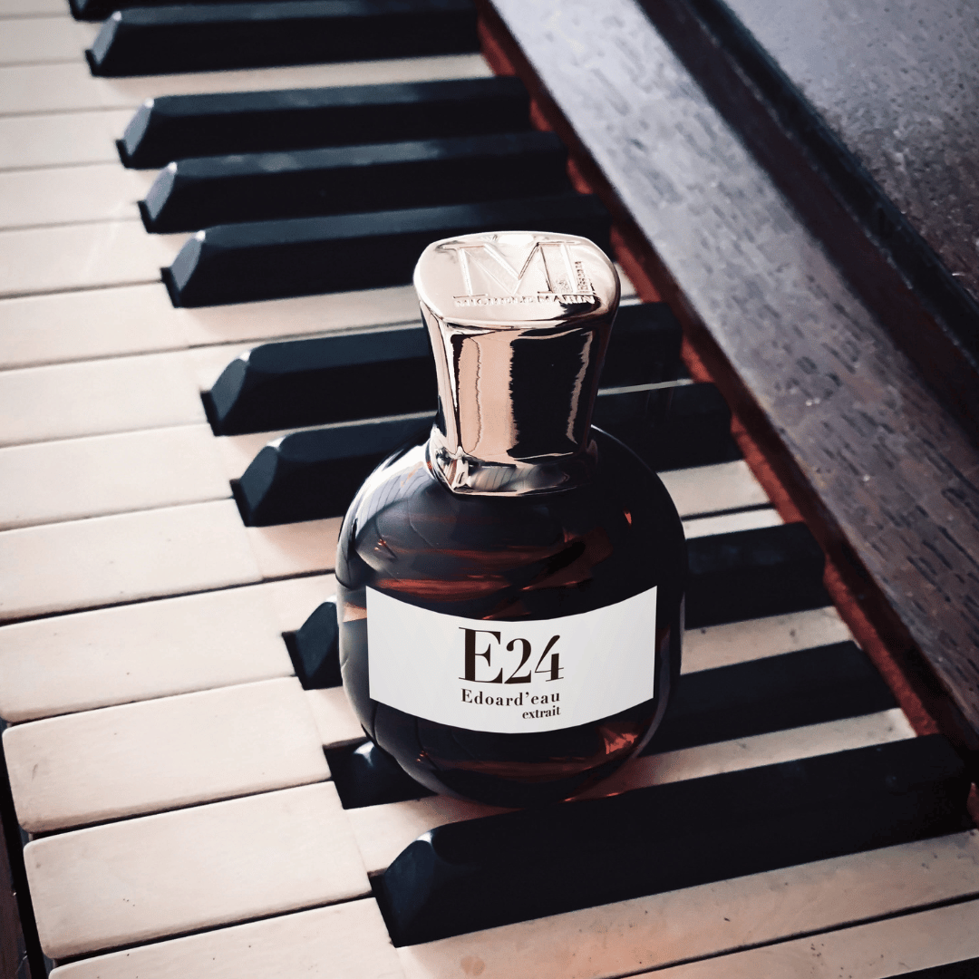 Edoard d'eau auf Klaviertasten Extrait von Michele Marin scent amor Fachmann Nischenduft