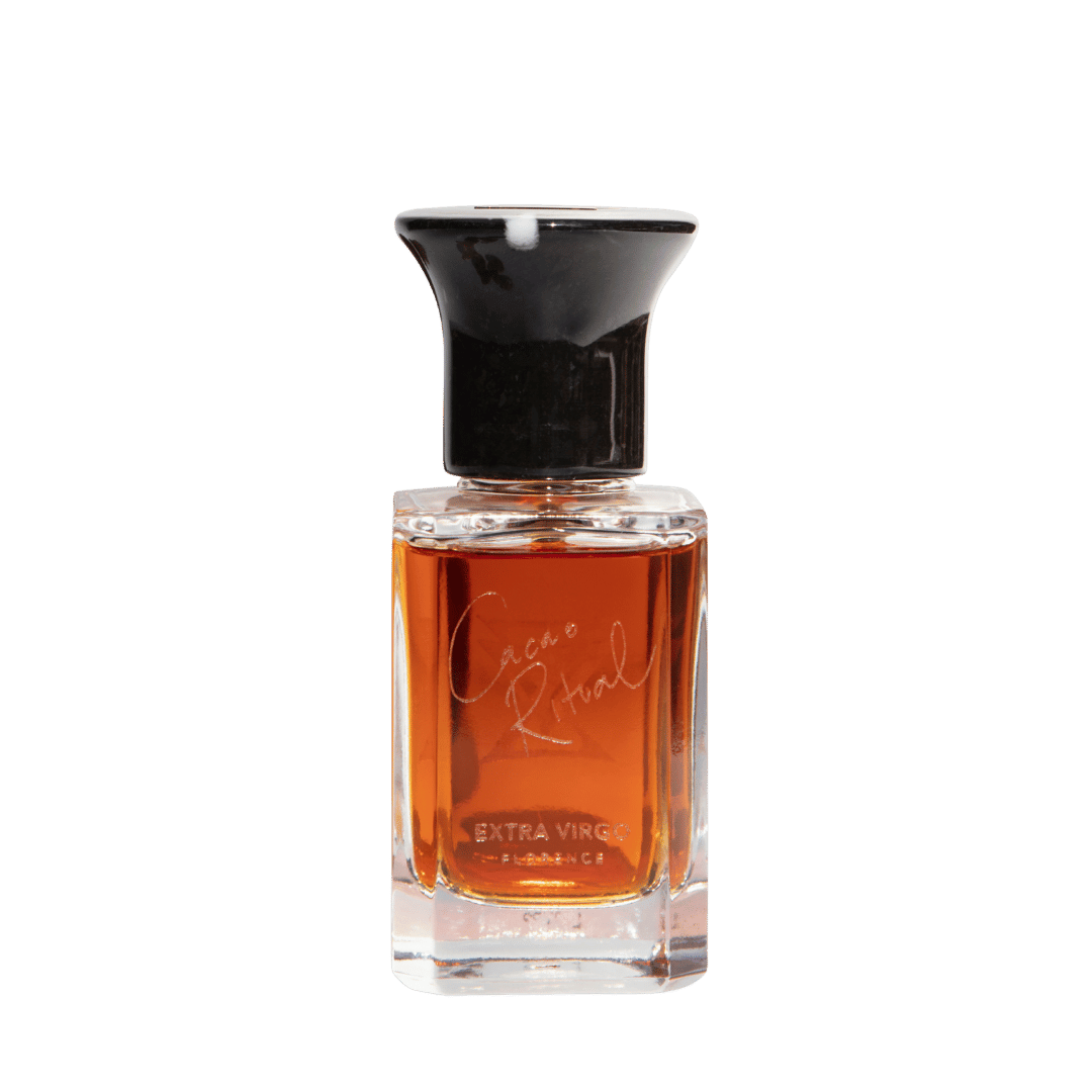 Extra Virgo CACAO RITUAL Extrait de Parfum Flakon Nischenduft freigestellt präsentiert bei scent amor Deinem Fachmann für feinste Nischenparfums