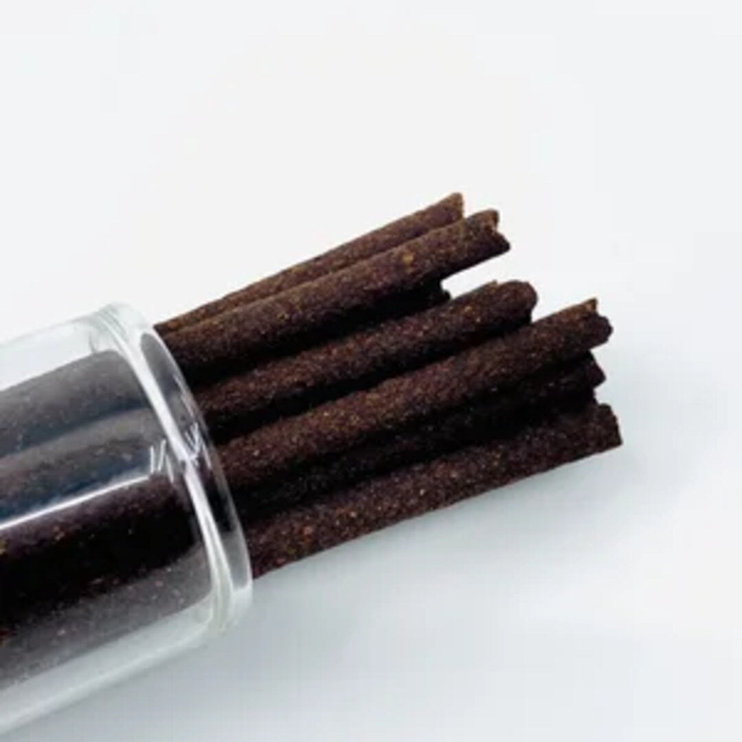 Extra Virgo PANGEA Ritual Incense Sticks Detail im offenen Glas präsentiert bei scent amor