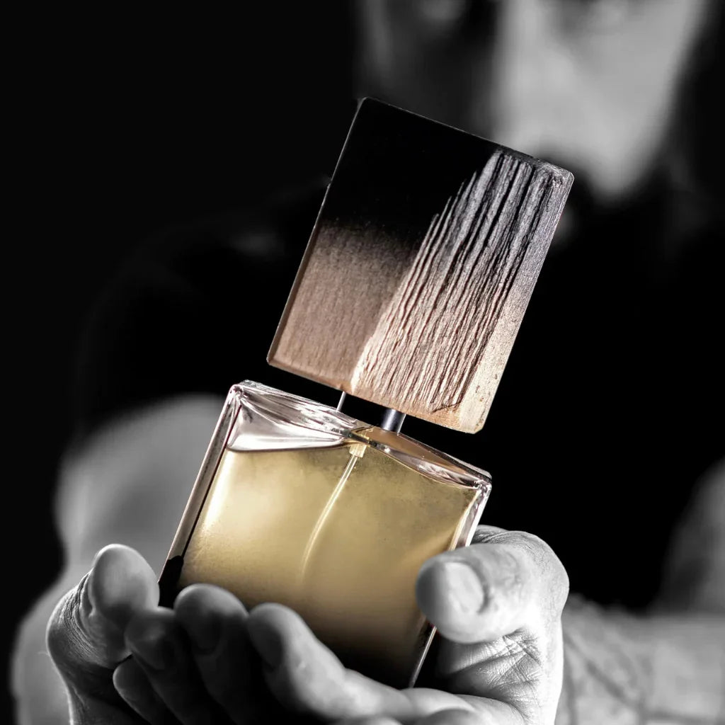 Filippo Sorcinelli UNUM SYMPHONIE PASSION Extrait de Parfum Flakon präsentiert von Filippo Sorcinelli scent amor