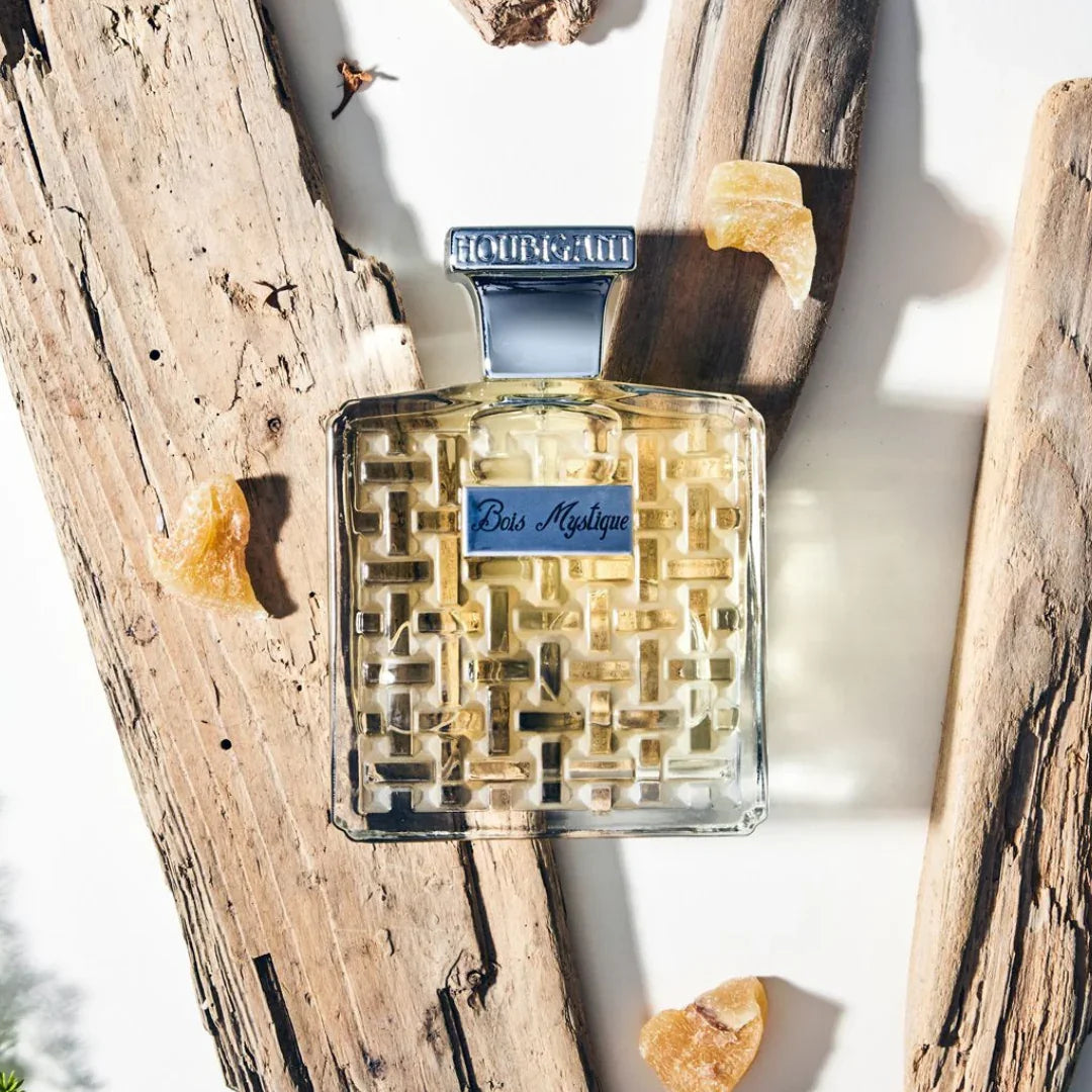 Houbigant Paris BOIS MYSTIQUE Eau de Parfum Mood Flakon mit Treibholz und Harz scent amor