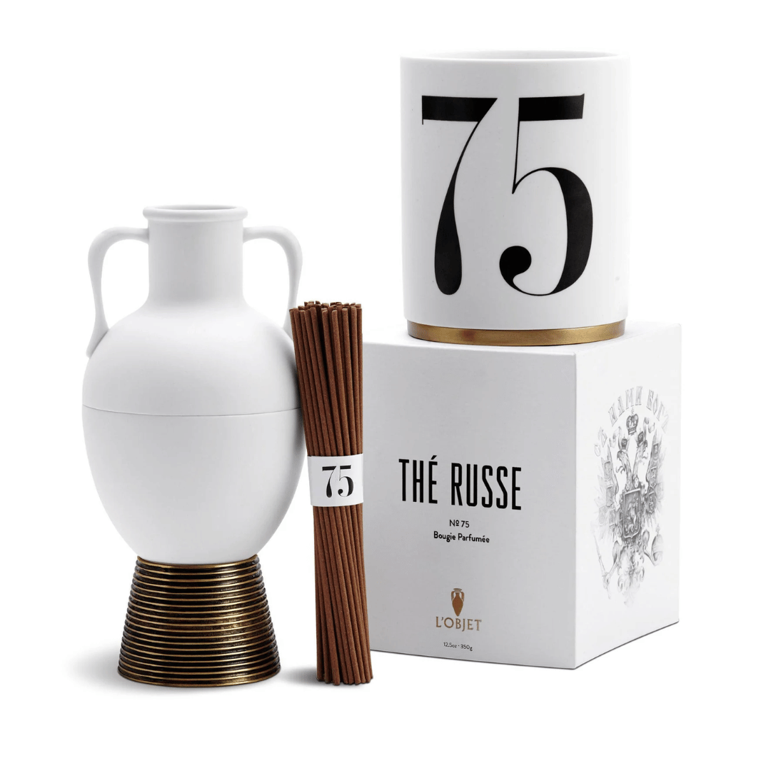 L’OBJET THÉ RUSSE NO. 75 Japanese Incense Stick mit Amphore und Duftkerze präsentiert bei scent amor