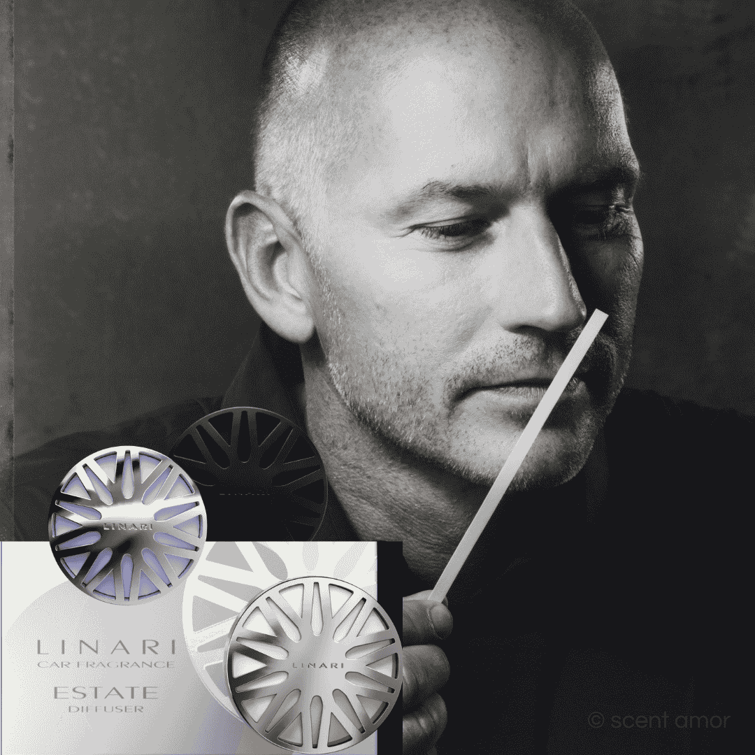 Rainer Diersche mit Duftstreifen und Linari Car Fragrances