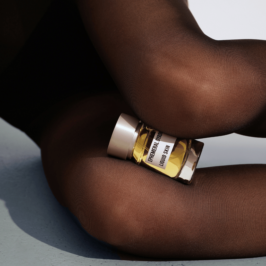 Liquid Skin Knie Ephemeral Dyadic bei scent amor Deinem Fachmann für feine Nischenparfums