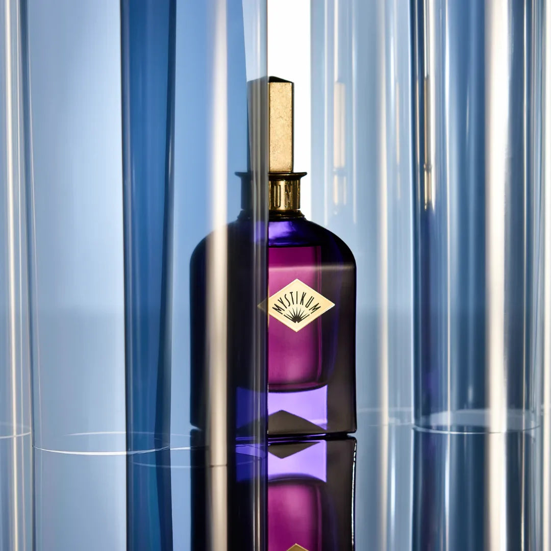 Mystikum Nightfall in the City of Kings Eau de Parfum – künstlerisch inszeniert – entdecke diesen Duft der Signature Collection bei scent amor