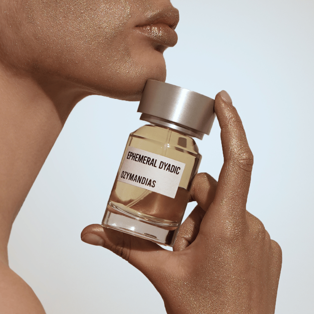 OZYMANDIAS Gold Ephemeral Dyadic bei scent amor mit Frauengesicht und Goldglimmer