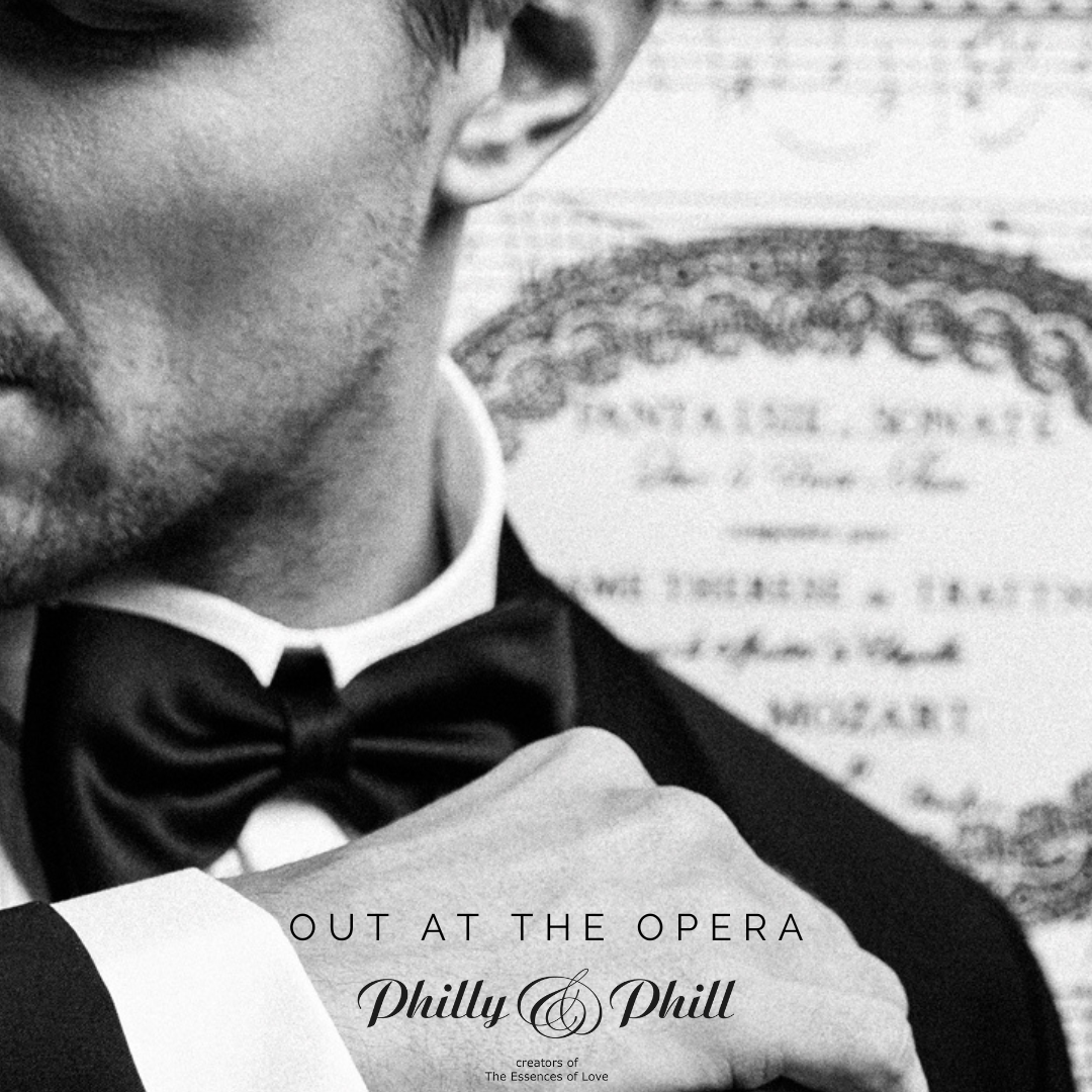 Philly & Phill – OUT AT THE OPERA - Eau de Parfum Nahaufnahme mann mit Smoking und Fliege für scent amor deinem Fachmann für Nischenparfum