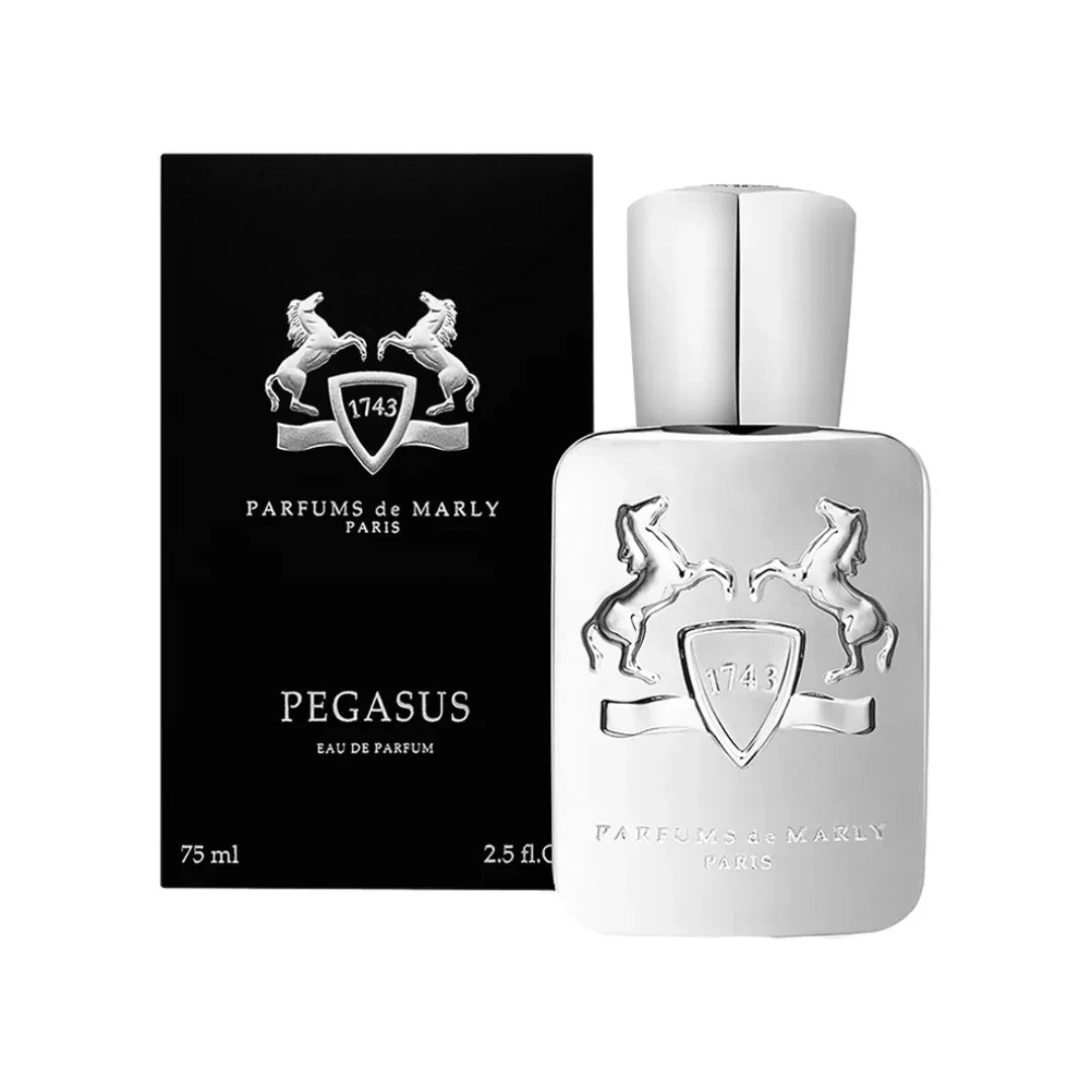 Parfums de Marly Pegasus Eau de Parfum – der Flakon mit der passenden Box, ein Bild luxuriöser Präsentation und maskuliner Eleganz – entdecke es bei scent amor