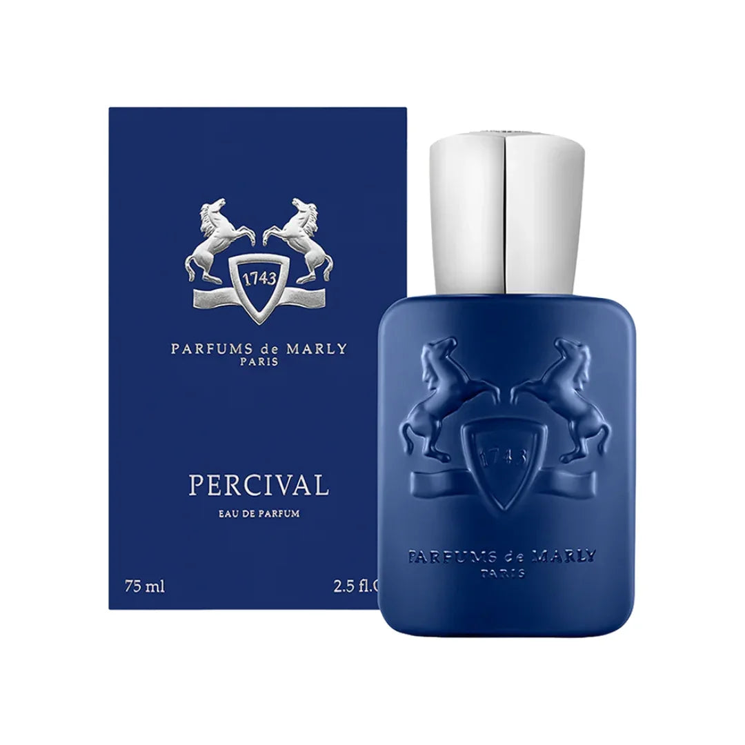 Parfums de Marly Percival Eau de Parfum – der Flakon zusammen mit der Box, ein Bild sportlicher Raffinesse und luxuriöser Duftkunst – entdecke es bei scent amor