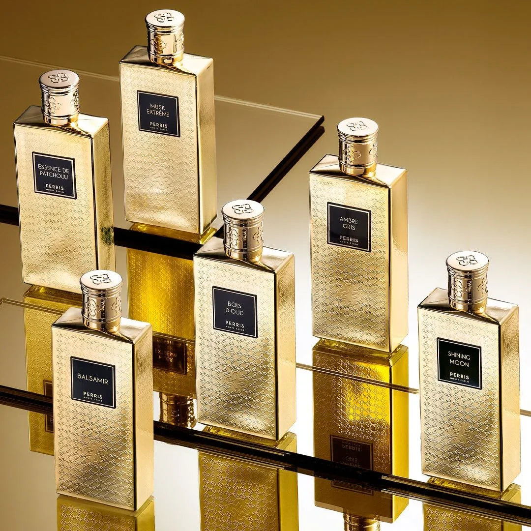 Mehrere Flakons der Gold Collection von Perris Monte Carlo, darunter Balsamir - erleben Sie die exklusiven Eau de Parfums bei scent amor