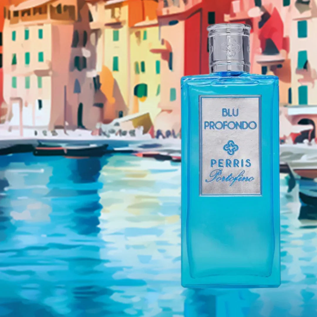 Perris Portofino BLU PROFONDO Eau de Parfum Flakon Mood vor italienische Kulisse scent amor