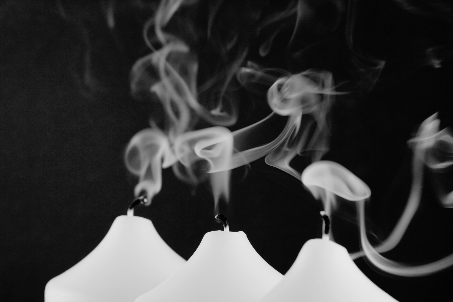 verlöschende Kerzen scent amor fachmann für Nischenduft