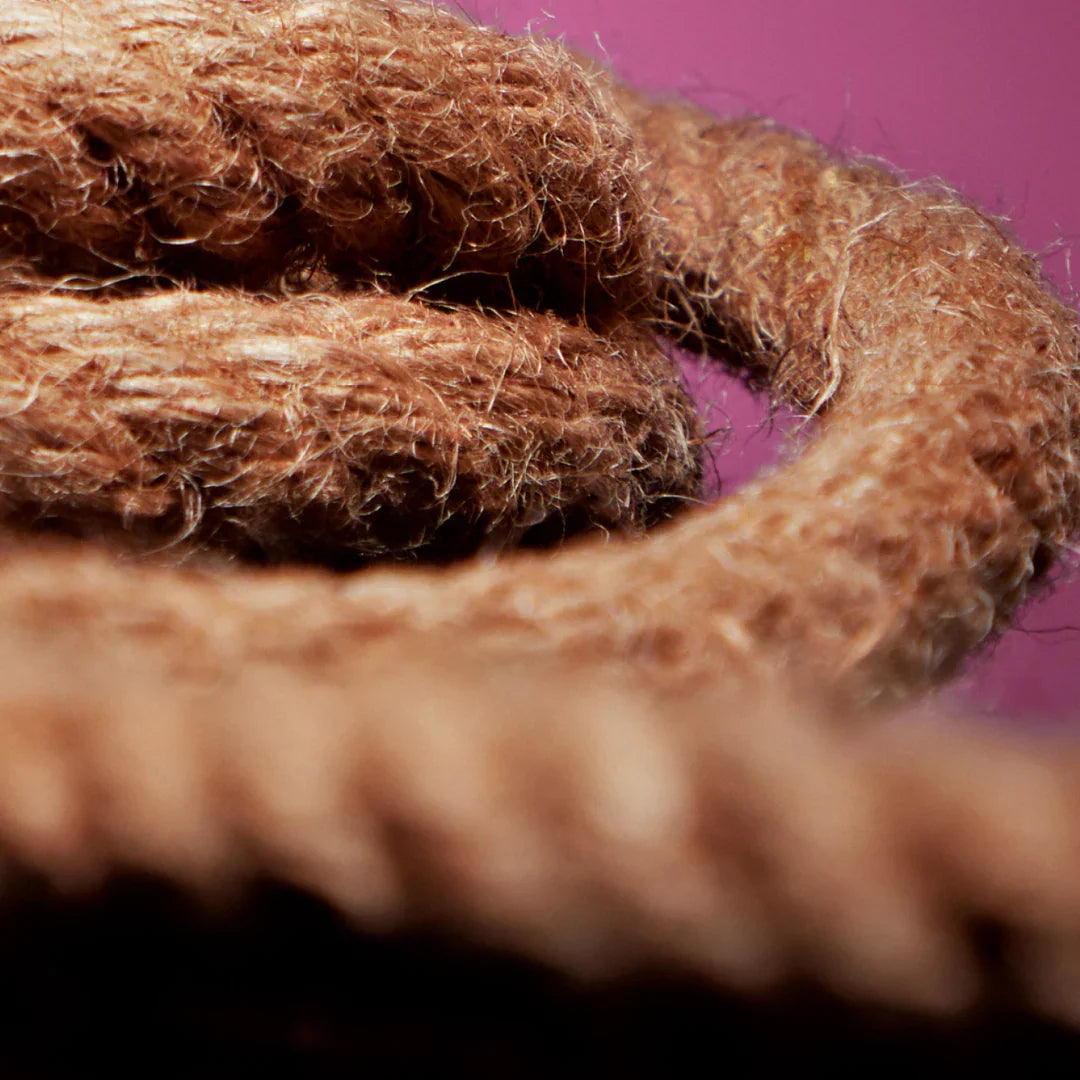 Rove Cowgirl Grass von DS Durga bei scent amor entdecken