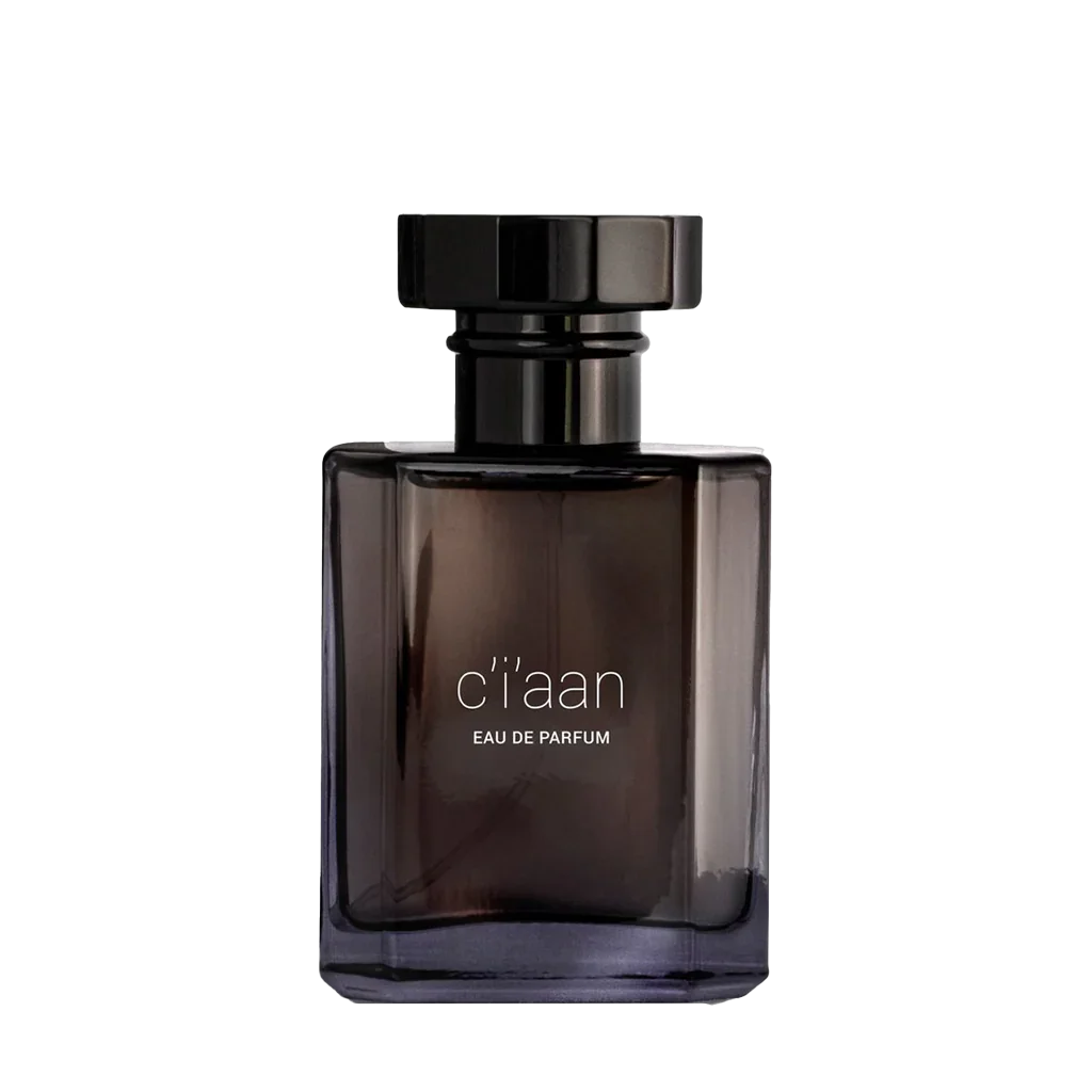 Freigestellter Flakon des Eau de Parfums c'i'aan von Source Adage auf transparentem Hintergrund - erhältlich bei scent amor