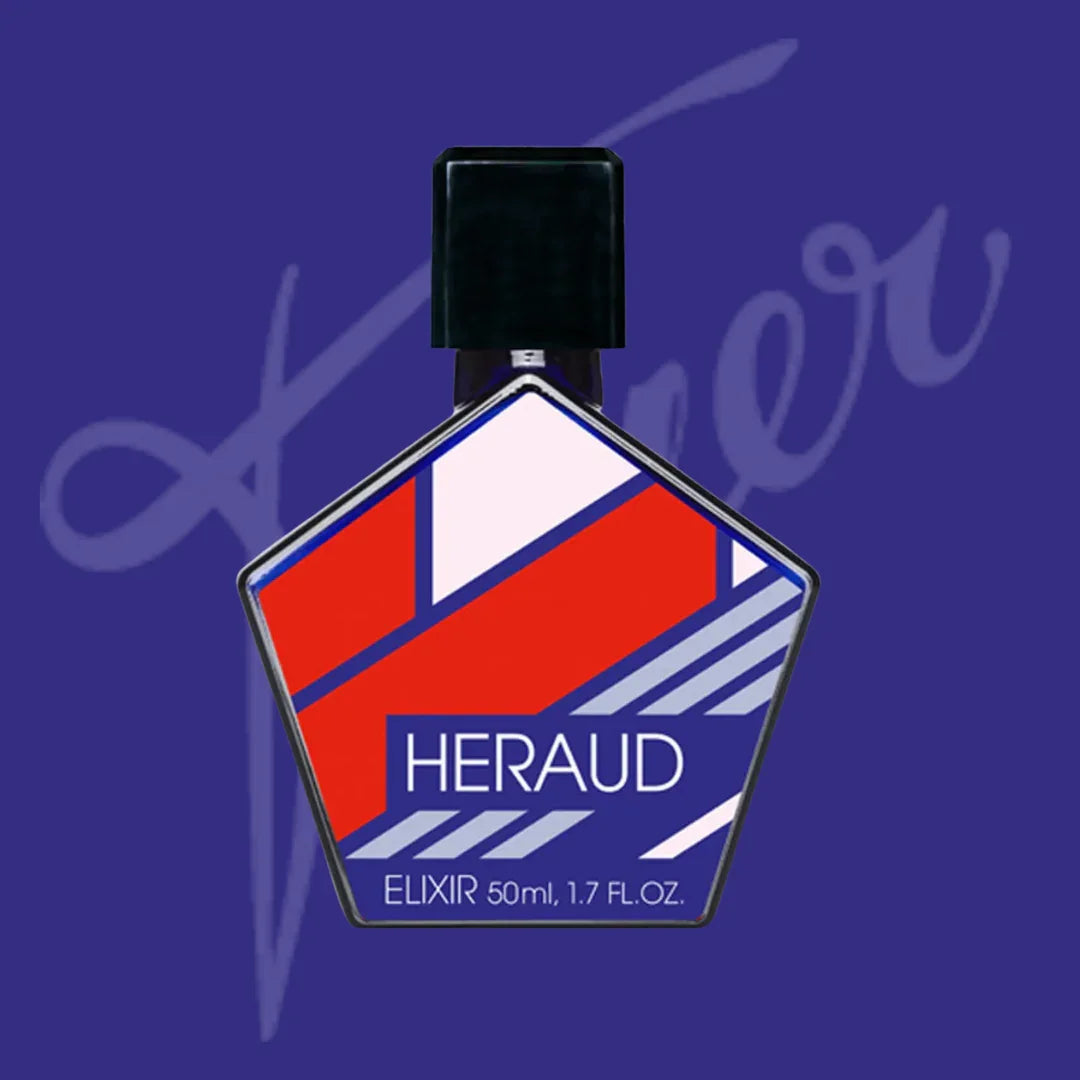 tauer perfumes heraud flakon auf blauem hintergrund mit logo