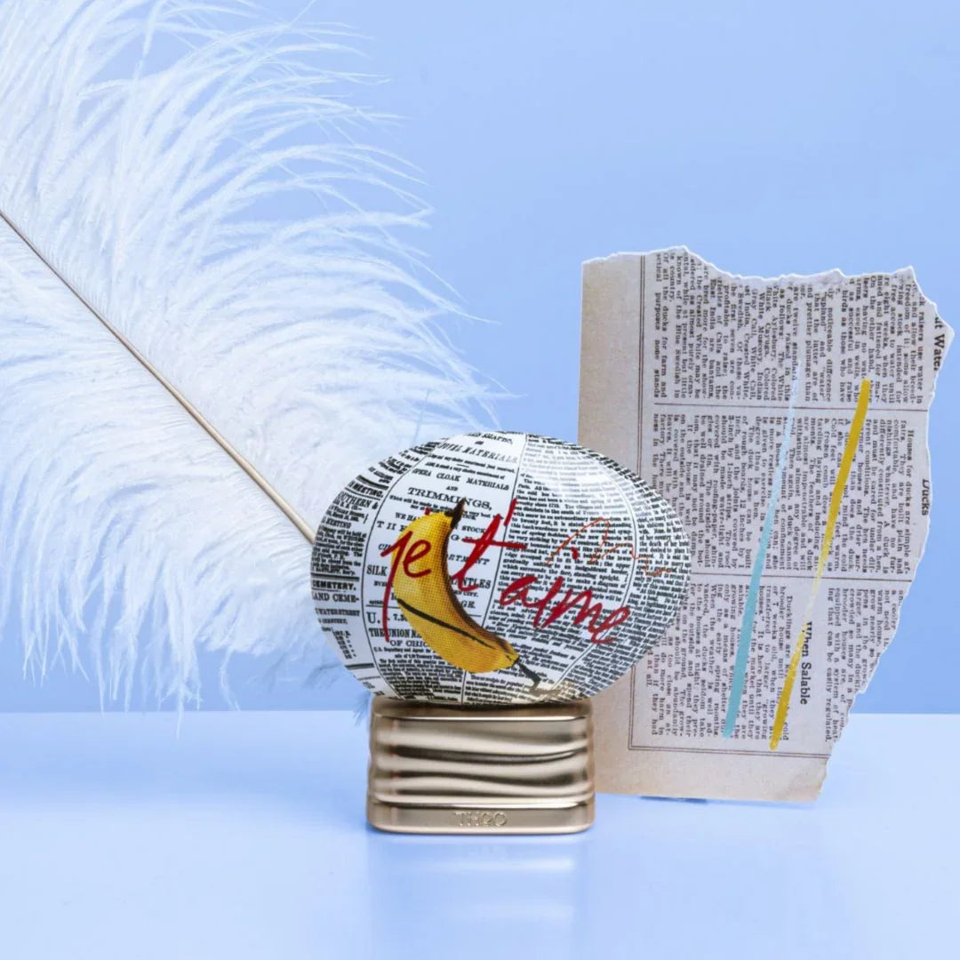 the house of oud l'explicite flakon vor feder und zeitung entdecken bei scent amor