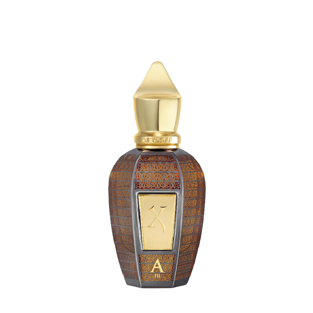 Freigestellter Flakon von Xerjoff Alexandria III Eau de Parfum – ein majestätischer Nischenduft mit intensiver Oud-Komposition aus der Oud Stars-Kollektion, jetzt bei scent amor entdecken