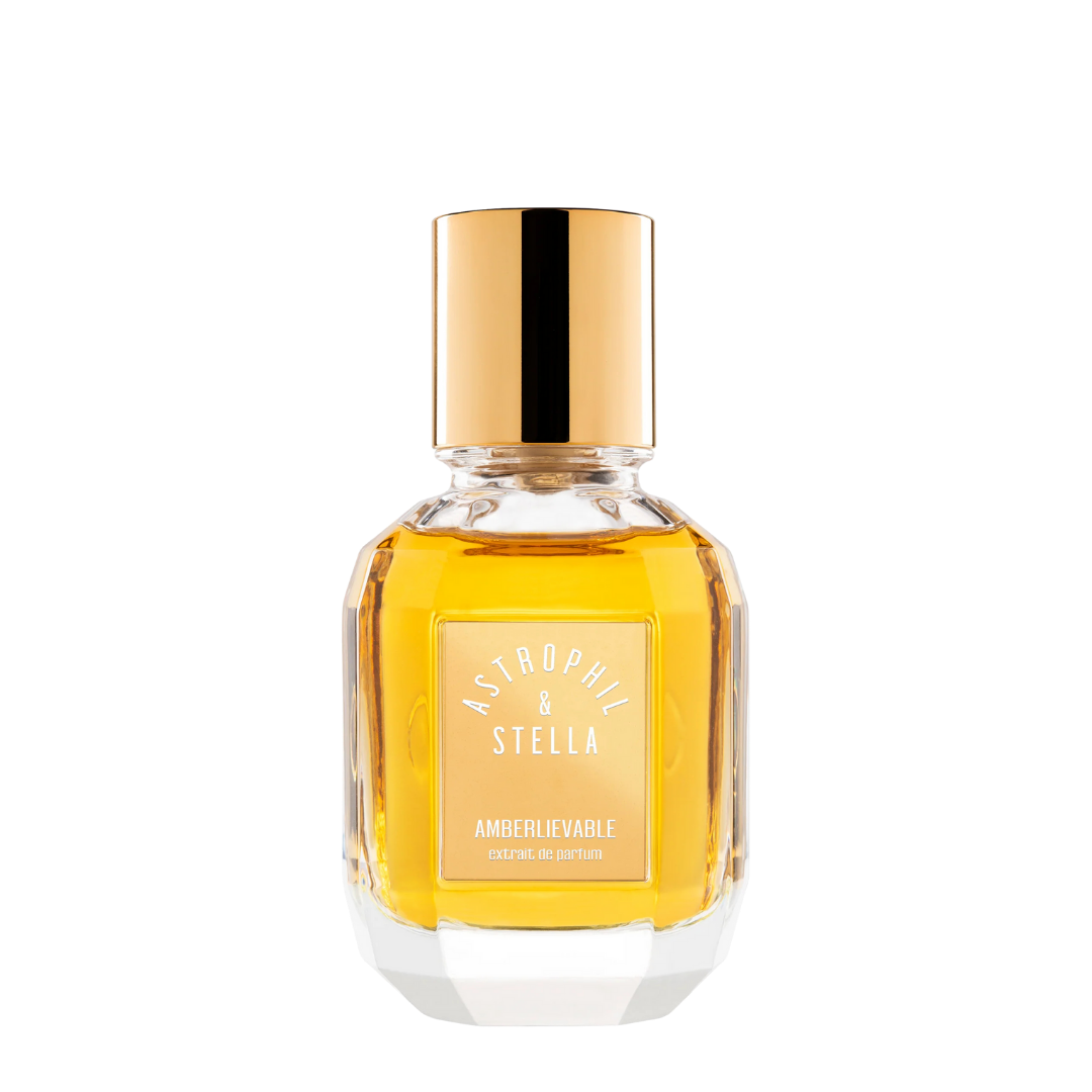 Astrophil & Stella AMBERLIEVABLE Eau de Parfum, luxuriöser goldener Duft im facettierten Glasflakon mit goldener Kappe, warm und ambriert inszeniert, erhältlich bei scent amor.