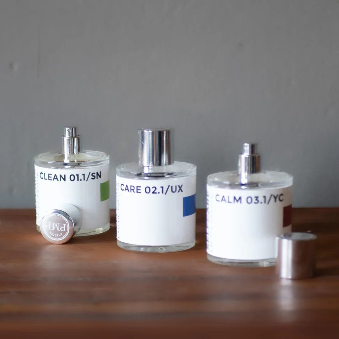 drei duftflakons von atelier pmp nebeneinander