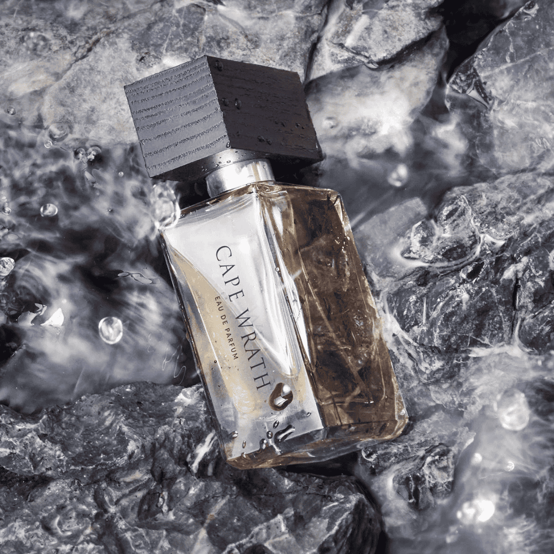 BeauFort London Cape Wrath Eau de Parfum – kunstvoll inszenierter Flakon mit Anklängen an Küste und Meer – intensiver Nischenduft bei scent amor