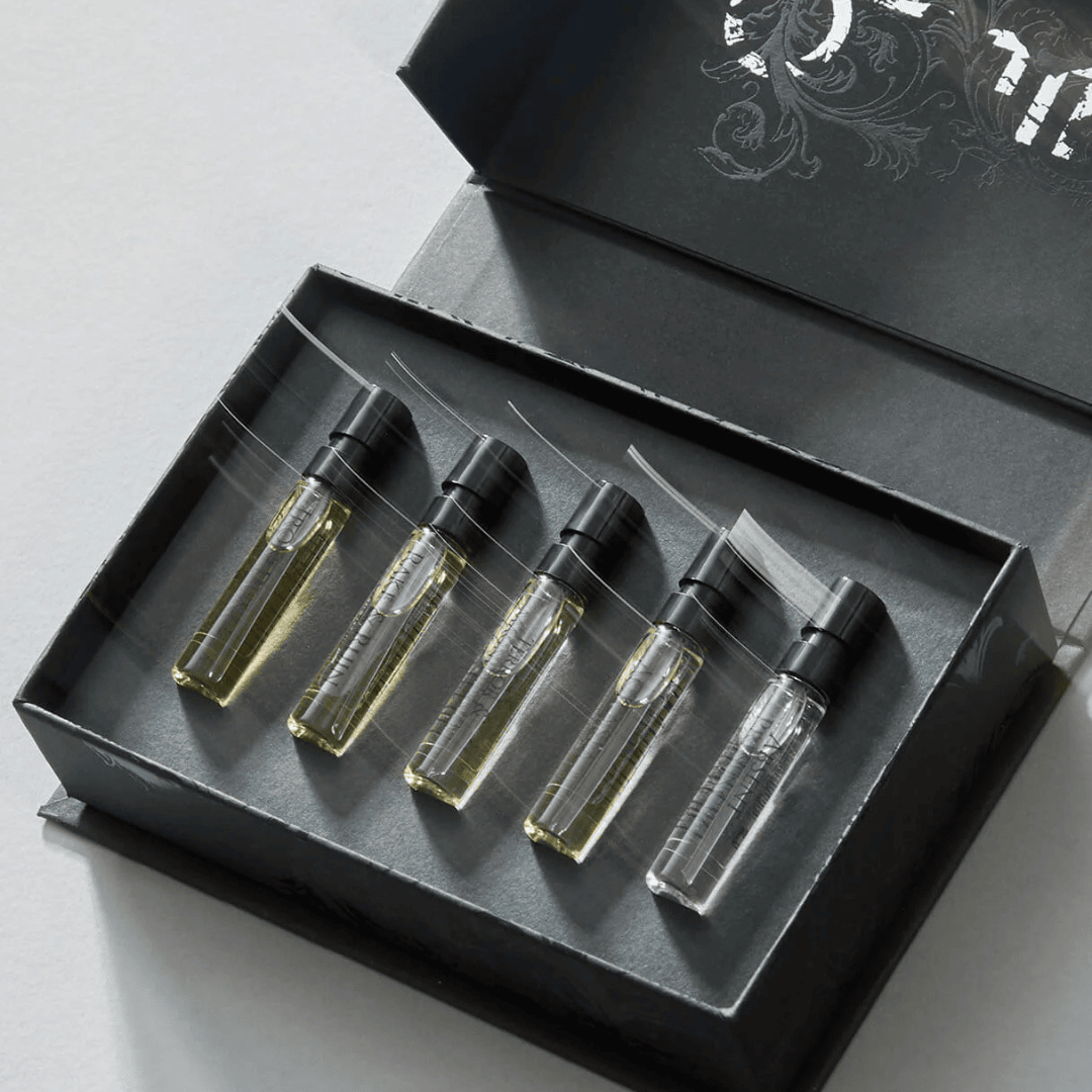Offenes BeauFort London Revenants Discovery Kit mit fünf Eau de Parfum Proben im eleganten schwarzen Etui erhältlich bei scent amor