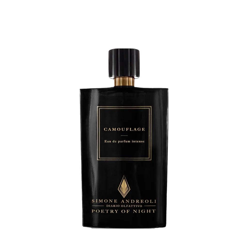 Parfümflasche "Camouflage" von Simone Andreoli, schwarze rechteckige Form mit goldener Beschriftung und goldenem Verschluss.