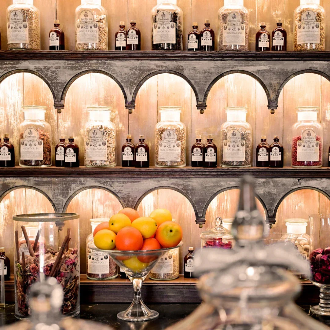 CORALLIUM Duftkerze – eleganter Capri-Duft im Store von Carthusia mit Lorbeer, Myrrhe & Moschus bei scent amor entdecken