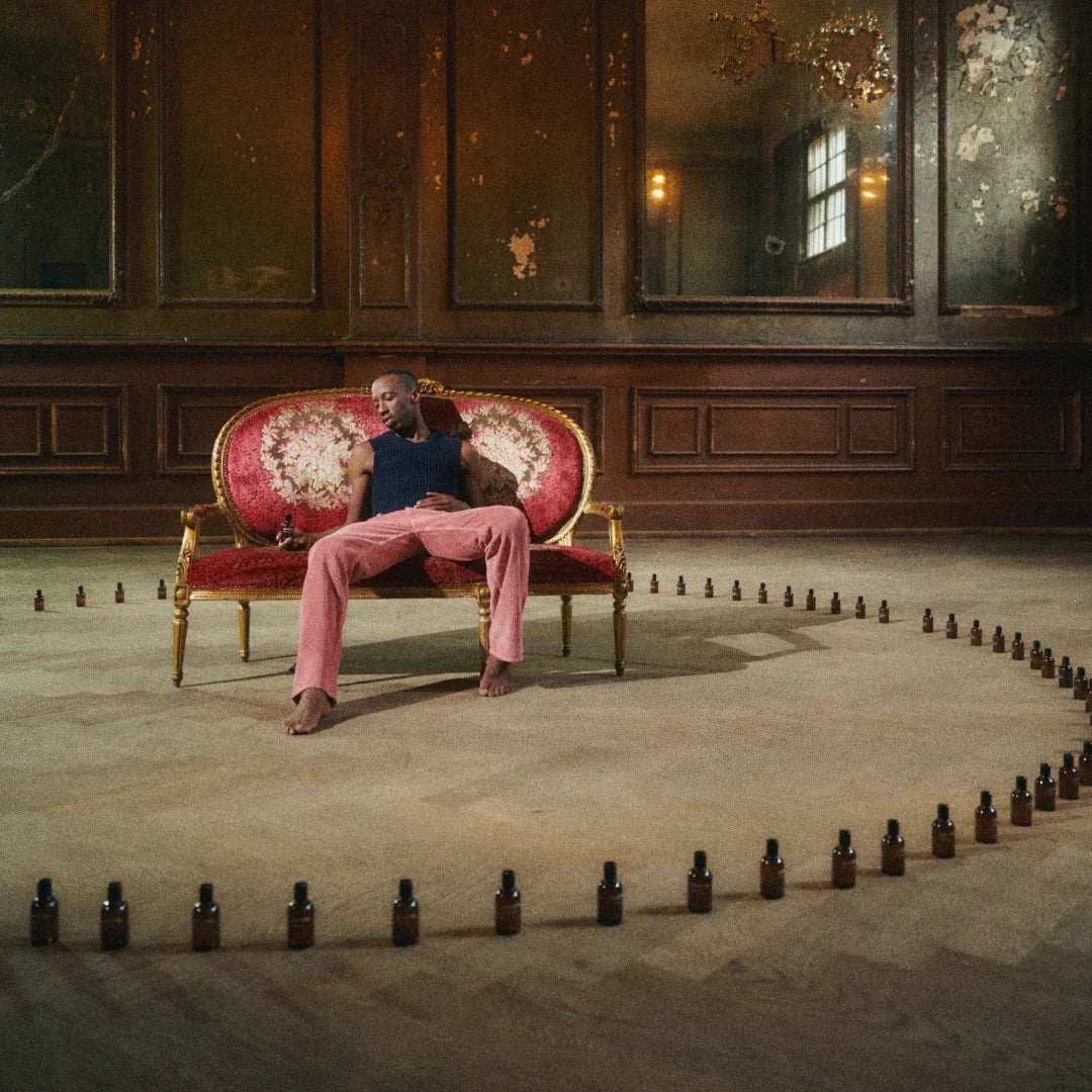 equality. - a child's mind - Eau de Parfum Flakons im Kreis