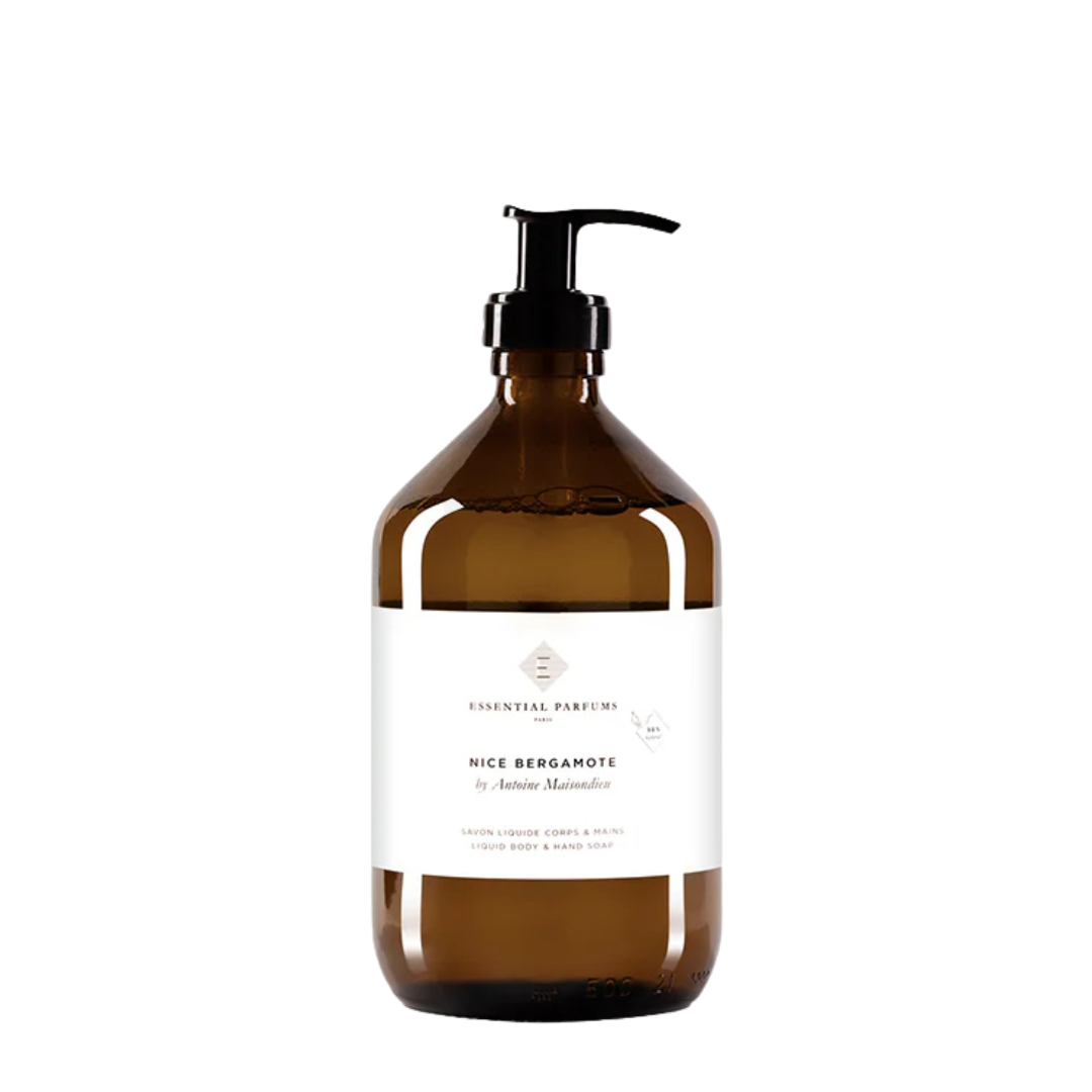 Essential Parfums Nice Bergamote Liquid Body & Hand Soap, braune Pumpflasche mit weißem Etikett, frische zitrische Körper- und Handseife von Antoine Maisondieu, erhältlich bei scent amor.