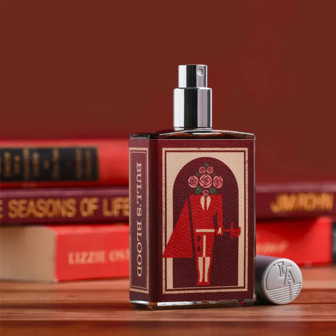 Geöffneter Flakon von Imaginary Authors BULLS BLOOD Eau de Parfum – charakterstarker Nischenduft mit würzig-ledriger Note bei scent amor