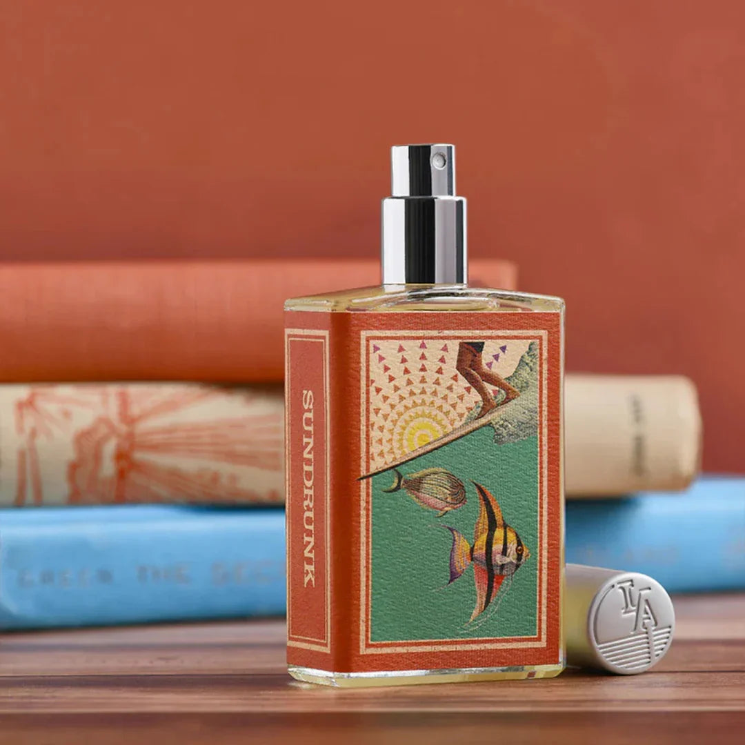 Geöffneter Flakon von Imaginary Authors SUNDRUNK Eau de Parfum – lebendiger Nischenduft mit fruchtig-frischer Ausstrahlung bei scent amor