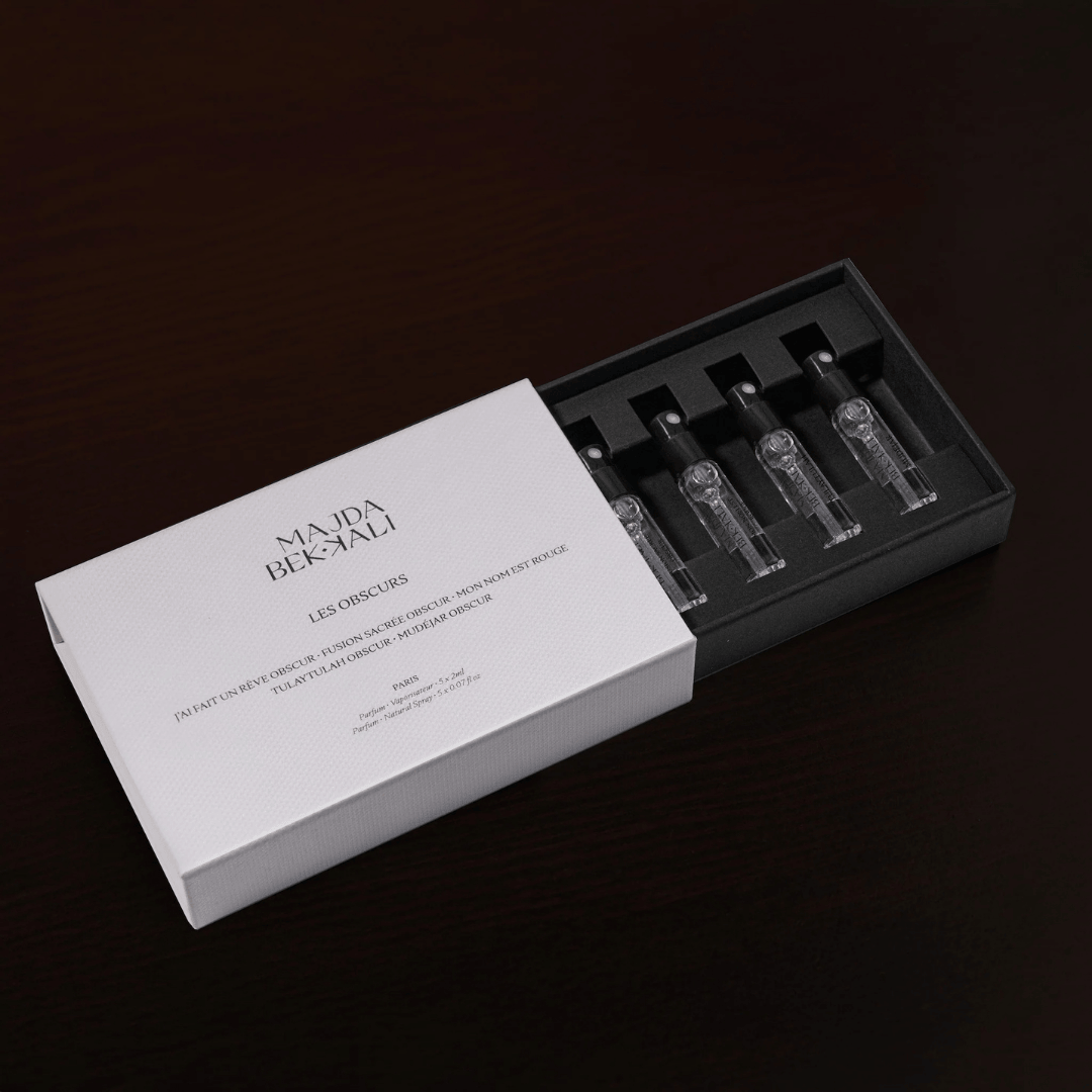 Majda Bekkali Les Obscurs Discovery Set, geöffnete Box mit Duftproben in hochwertiger Präsentation, erhältlich bei scent amor