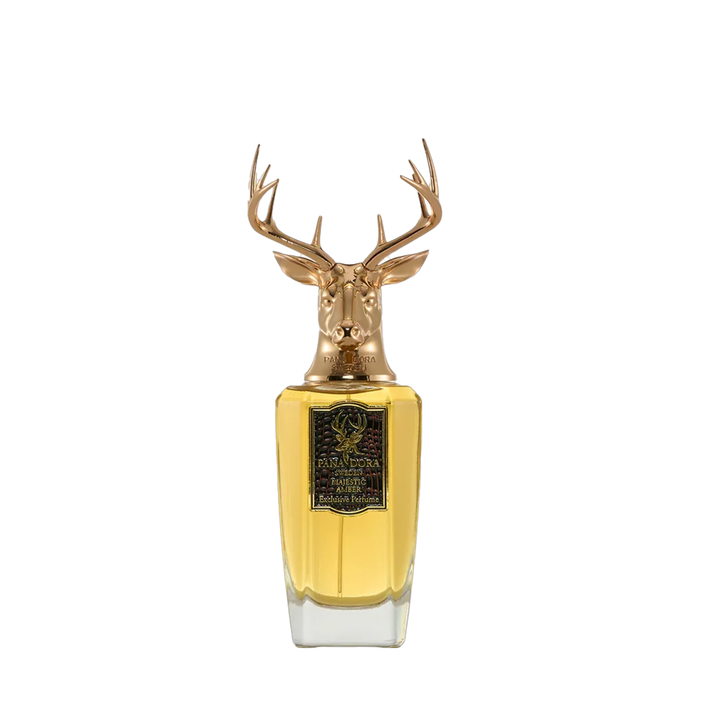 "Majestic Amber" Parfüm von Pana Dora, in einer transparenten, rechteckigen Glasflasche mit kunstvoll geformtem Hirschkopf-Verschluss.