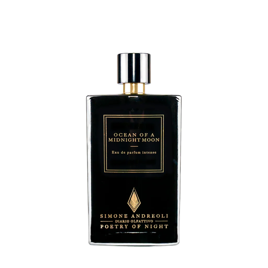 Schwarze Parfümflasche mit goldener Kappe, "Ocean of a Midnight Moon" von Simone Andreoli, elegantes Etikett mit Goldakzenten.