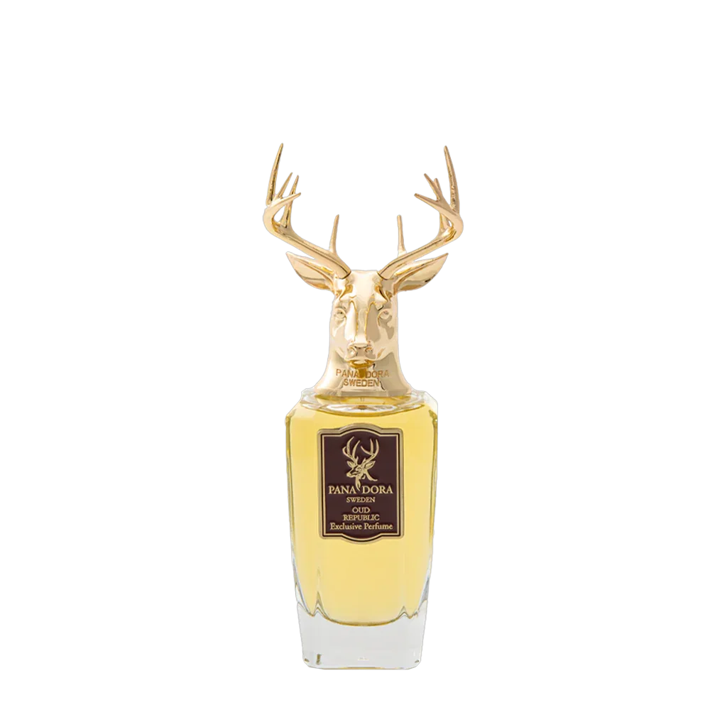 Glasflakon mit Duftstoff, goldene Hirschfigur als Verschluss, Etikett mit "Pana Dora" und "Oud Republic".