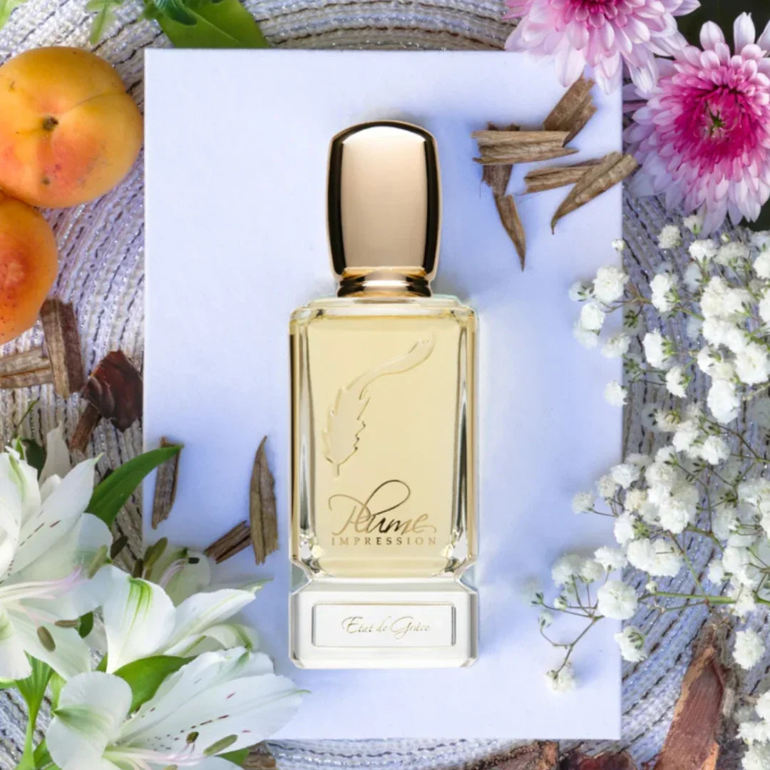ETAT DE GRÂCE von Plume Impression – elegantes Eau de Parfum mit Patchouli & Zedernholz, online erhältlich bei scent amor