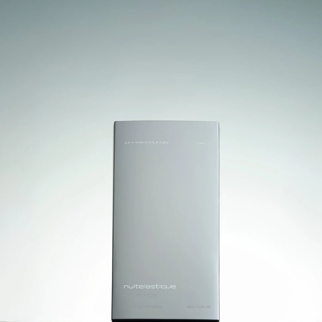 Box von Première Peau Nuit Élastique Extrait de Parfum – elegante Verpackung eines außergewöhnlichen Nischenparfums bei scent amor