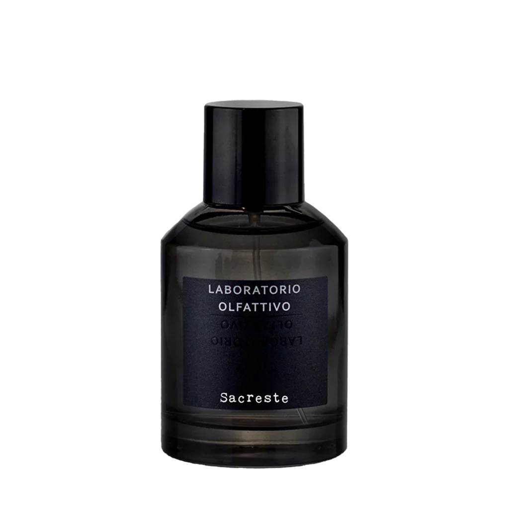 Glasflasche mit schwarzem Etikett, das "Laboratorio Olfattivo Sacreste" zeigt. Produkt: Sacreste von Laboratorio Olfattivo.