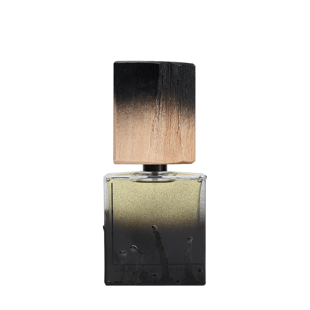 Filippo Sorcinelli UNUM SYMPHONIE PASSION Extrait de Parfum Flakon freigestellt frontal scent amor