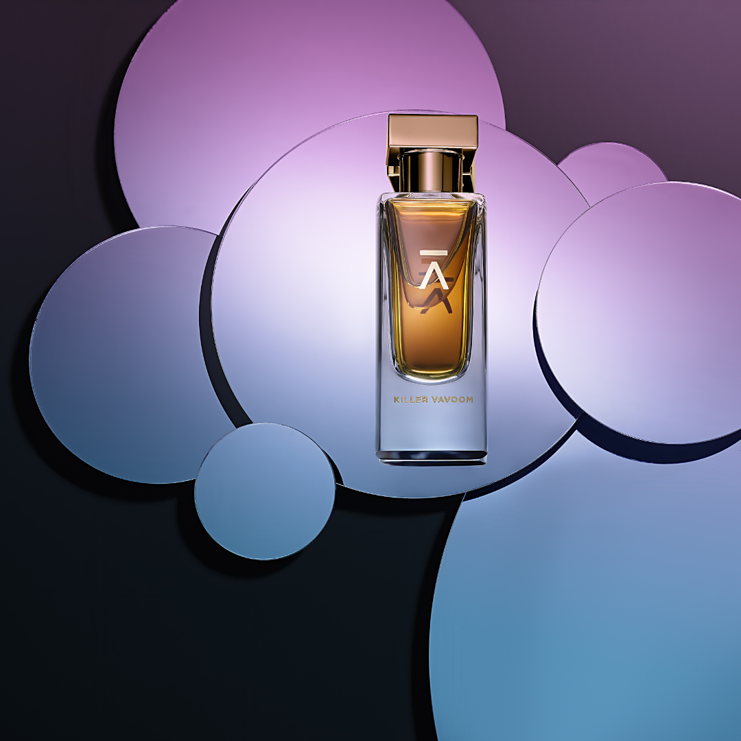 Azman Perfumes Killer Vavoom Flakon auf farbigen Spiegel Kreisen
